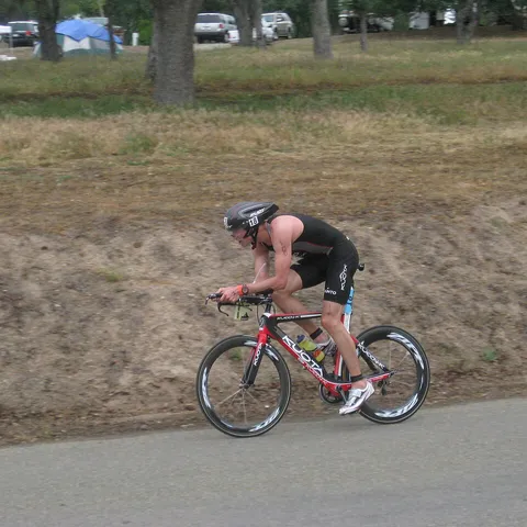 Andy Potts on his time-trial bike at Wildflower in 2009