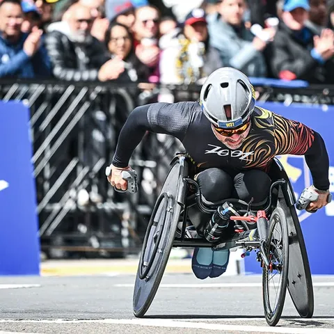 Rob Balucas racing his wheelchair at the 2026 Boston Marathon
